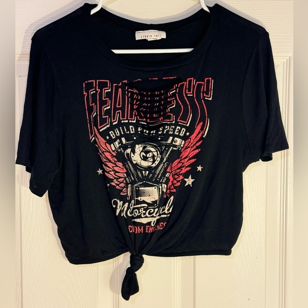 Studio 1011 Womens T-Shirt Crop Top Blouse Knot Hem Graphic 2XL Black
